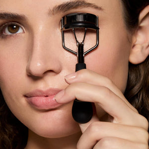 Stainless Steel Eyelash Curler - Achieve Perfectly Curled Lashes